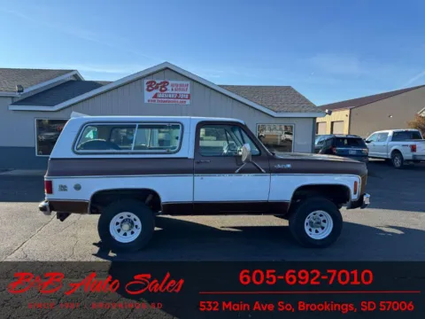 Photos of 1978 GMC Jimmy Sierra Classic 4wd for sale in Brookings, SD at B & B Auto Sales