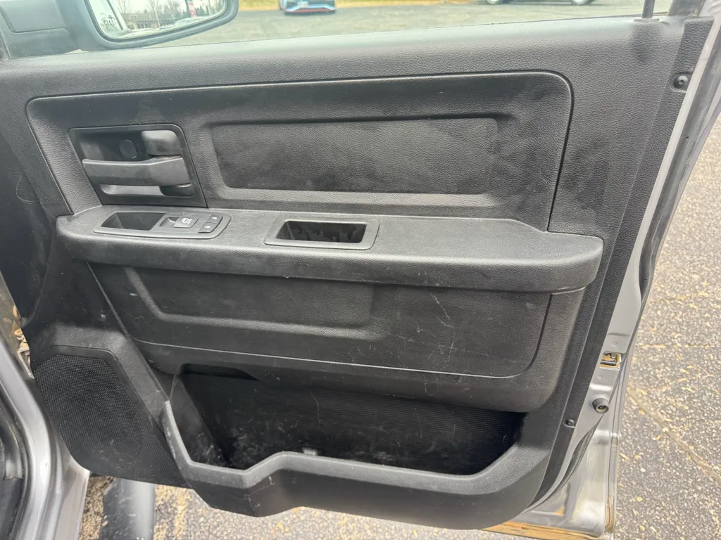2019 RAM Ram 1500 Classic Tradesman - Photo 30