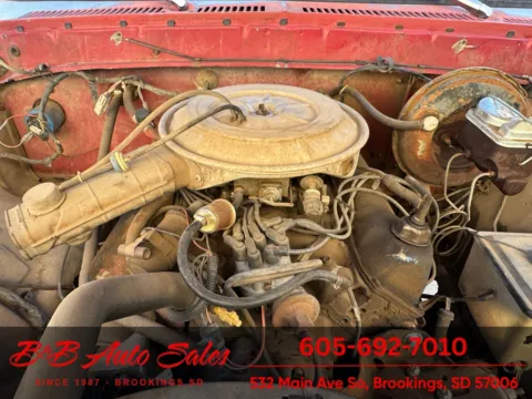 More photos of 1978 Ford F-150 at B & B Auto Sales, SD