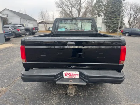 More photos of 1991 Ford F-150 at B & B Auto Sales, SD