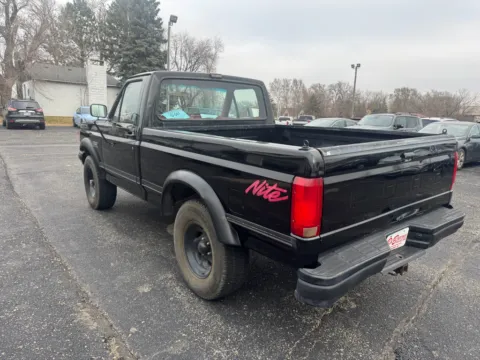 More photos of 1991 Ford F-150 at B & B Auto Sales, SD