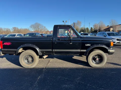 More photos of 1991 Ford F-150 at B & B Auto Sales, SD