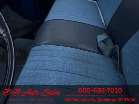 More photos of 1977 Ford F-150 at B & B Auto Sales, SD