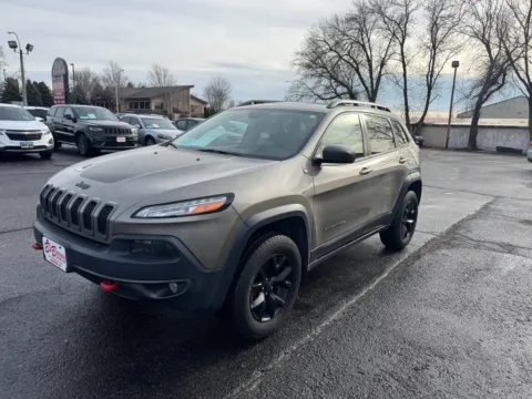 More photos of 2017 Jeep Cherokee Trailhawk L Plus at B & B Auto Sales, SD