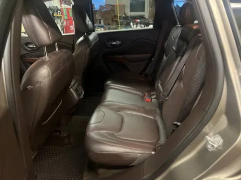 Photos of 2017 Jeep Cherokee Trailhawk L Plus for sale in Brookings, SD at B & B Auto Sales