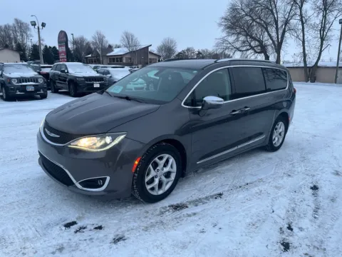 Another view of 2020 Chrysler Pacifica Limited for sale in Brookings, SD at B & B Auto Sales