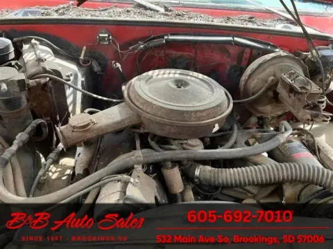 More photos of 1974 GMC C10 at B & B Auto Sales, SD