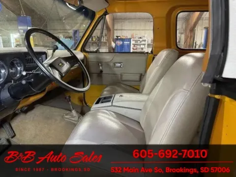 Photos of 1975 GMC Jimmy for sale in Brookings, SD at B & B Auto Sales