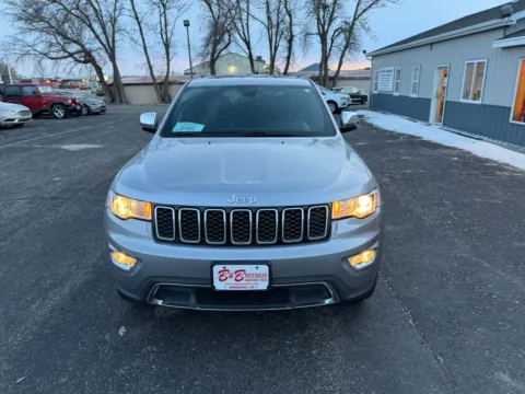 Another view of 2017 Jeep Grand Cherokee Limited for sale in Brookings, SD at B & B Auto Sales
