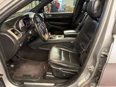 Photos of 2017 Jeep Grand Cherokee Limited for sale in Brookings, SD at B & B Auto Sales