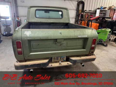 More photos of 1973 International Harves Scout at B & B Auto Sales, SD