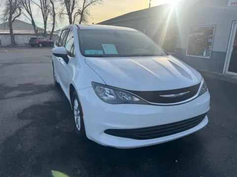 Photos of 2017 Chrysler Pacifica Touring for sale in Brookings, SD at B & B Auto Sales