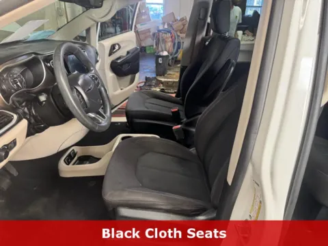 Photos of 2017 Chrysler Pacifica Touring for sale in Brookings, SD at B & B Auto Sales