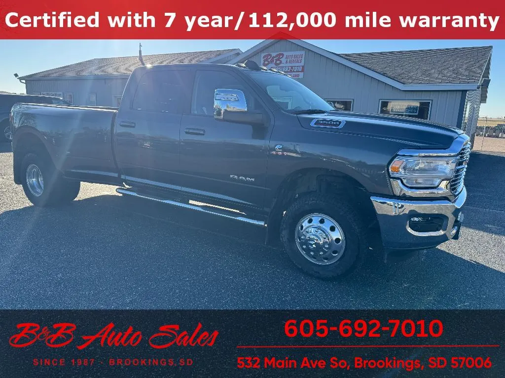 2024 RAM Ram 3500 Pickup Laramie's photo