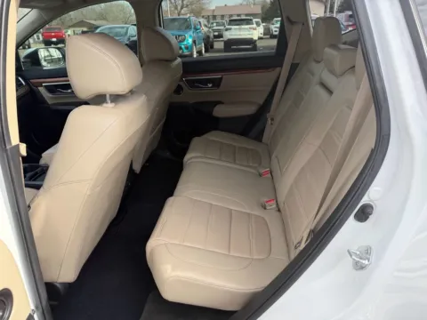 More photos of 2019 Honda CR-V EX-L at B & B Auto Sales, SD