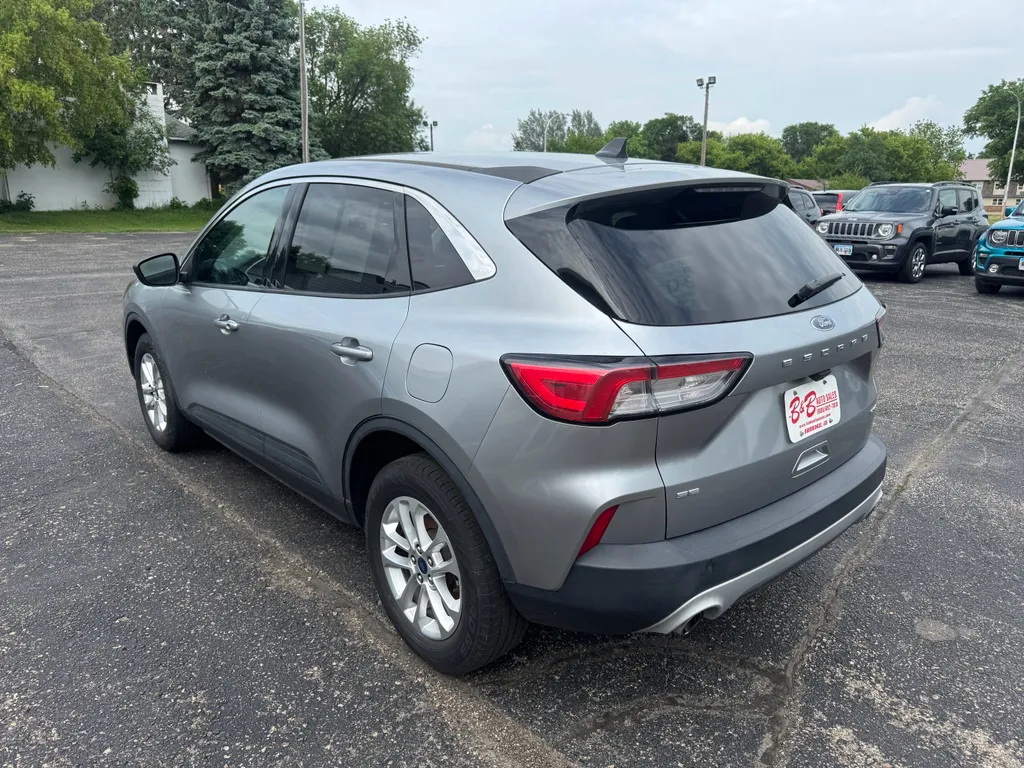 2022 Ford Escape SE - Photo 9