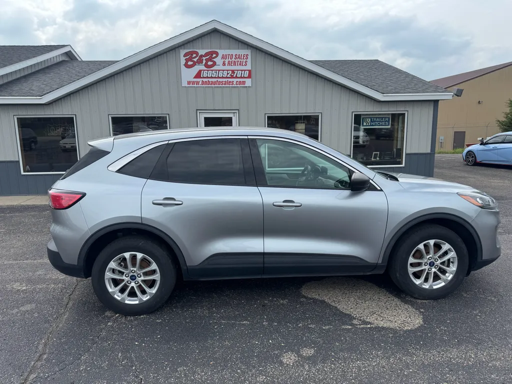 2022 Ford Escape SE - Photo 14