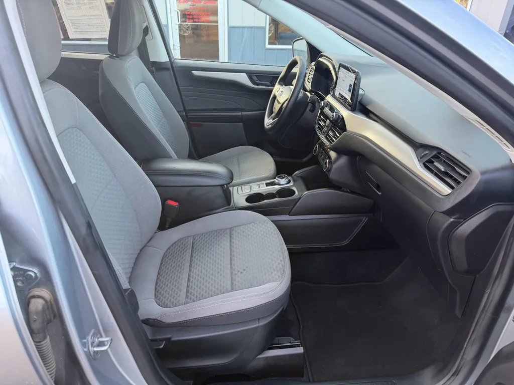 2022 Ford Escape SE - Photo 34