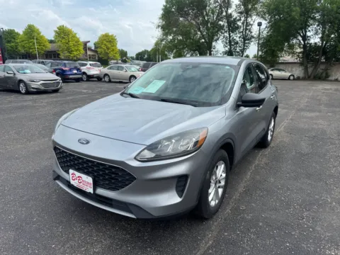 More photos of 2022 Ford Escape SE at B & B Auto Sales, SD