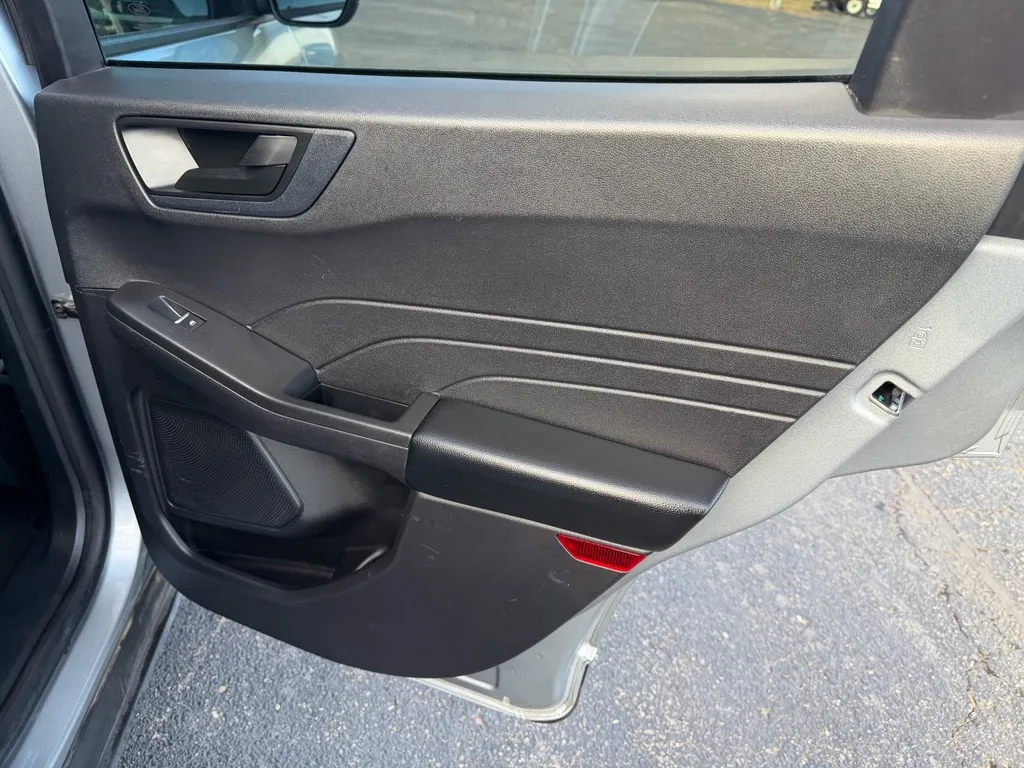 2022 Ford Escape SE - Photo 29