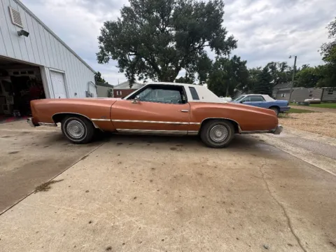 More photos of 1977 Chevrolet Monte Carlo at B & B Auto Sales, SD