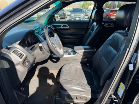 Photos of 2014 Ford Explorer Limited for sale in Brookings, SD at B & B Auto Sales