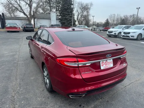 More photos of 2017 Ford Fusion SE at B & B Auto Sales, SD