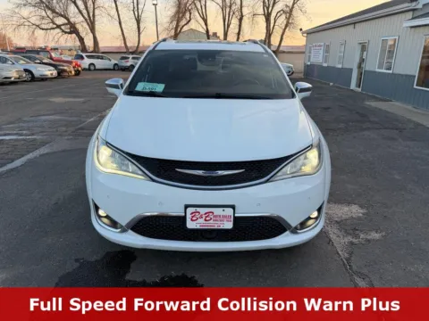 Another view of 2020 Chrysler Pacifica Limited for sale in Brookings, SD at B & B Auto Sales