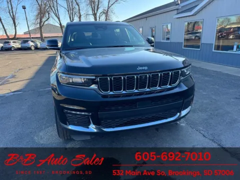 Black 2024 Jeep Grand Cherokee L Limited for sale in Brookings, SD