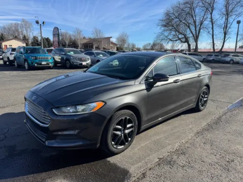 Another view of 2016 Ford Fusion SE for sale in Brookings, SD at B & B Auto Sales