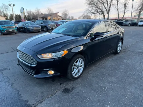 More photos of 2016 Ford Fusion SE at B & B Auto Sales, SD