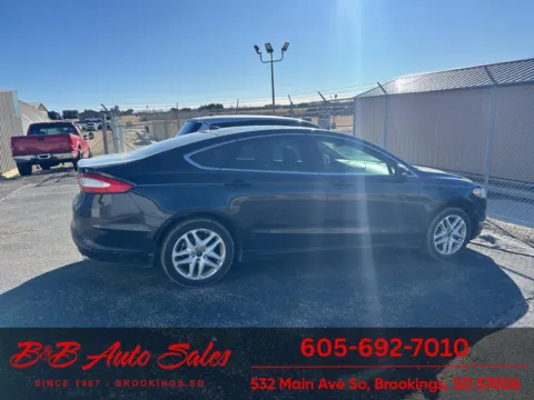 Black 2016 Ford Fusion SE for sale in Brookings, SD
