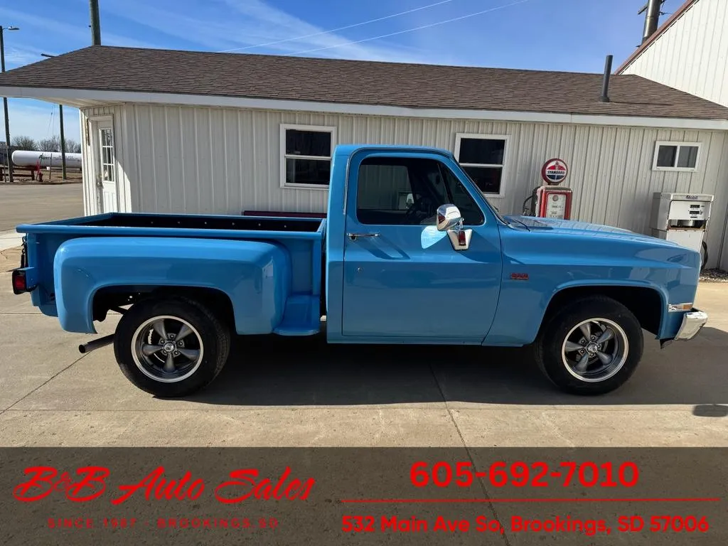 1983 Chevrolet C10 - Photo 8