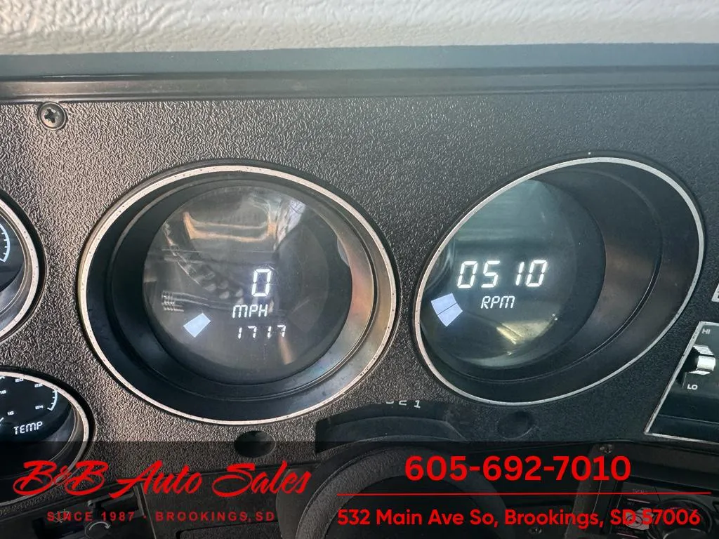 1983 Chevrolet C10 - Photo 17
