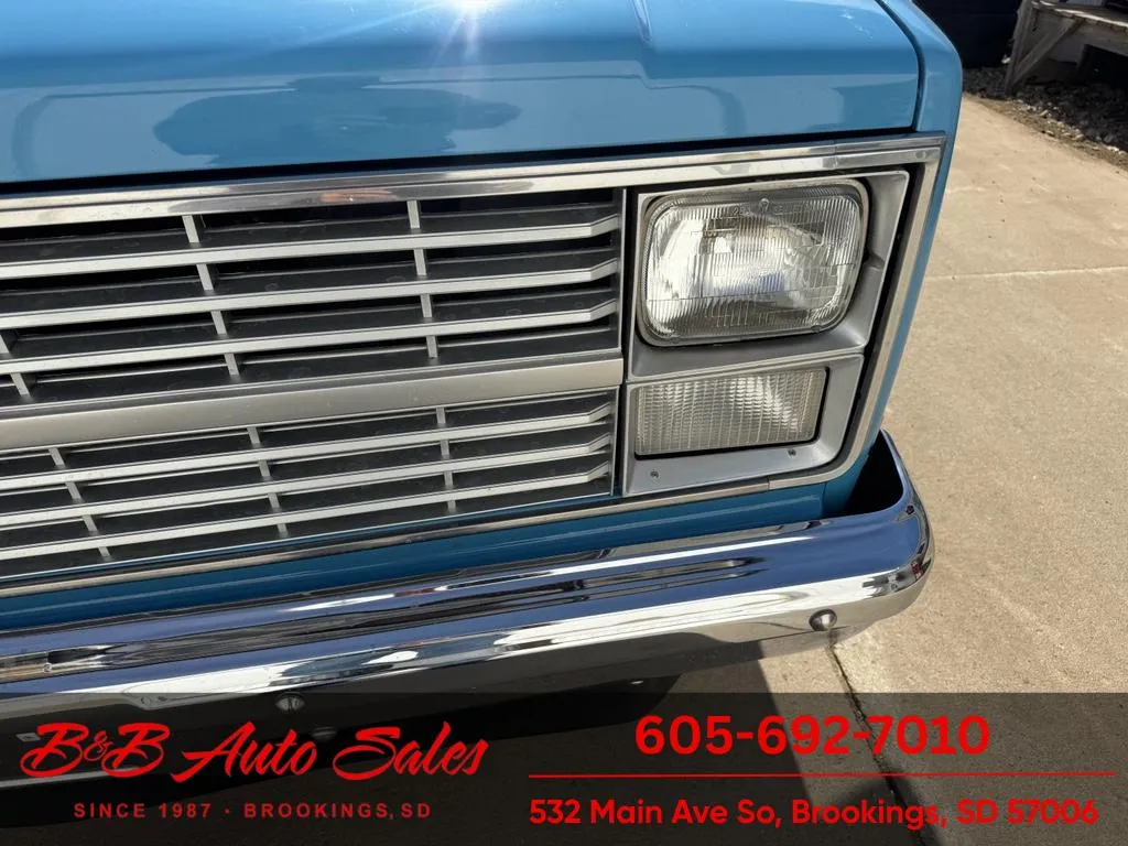 1983 Chevrolet C10 - Photo 37