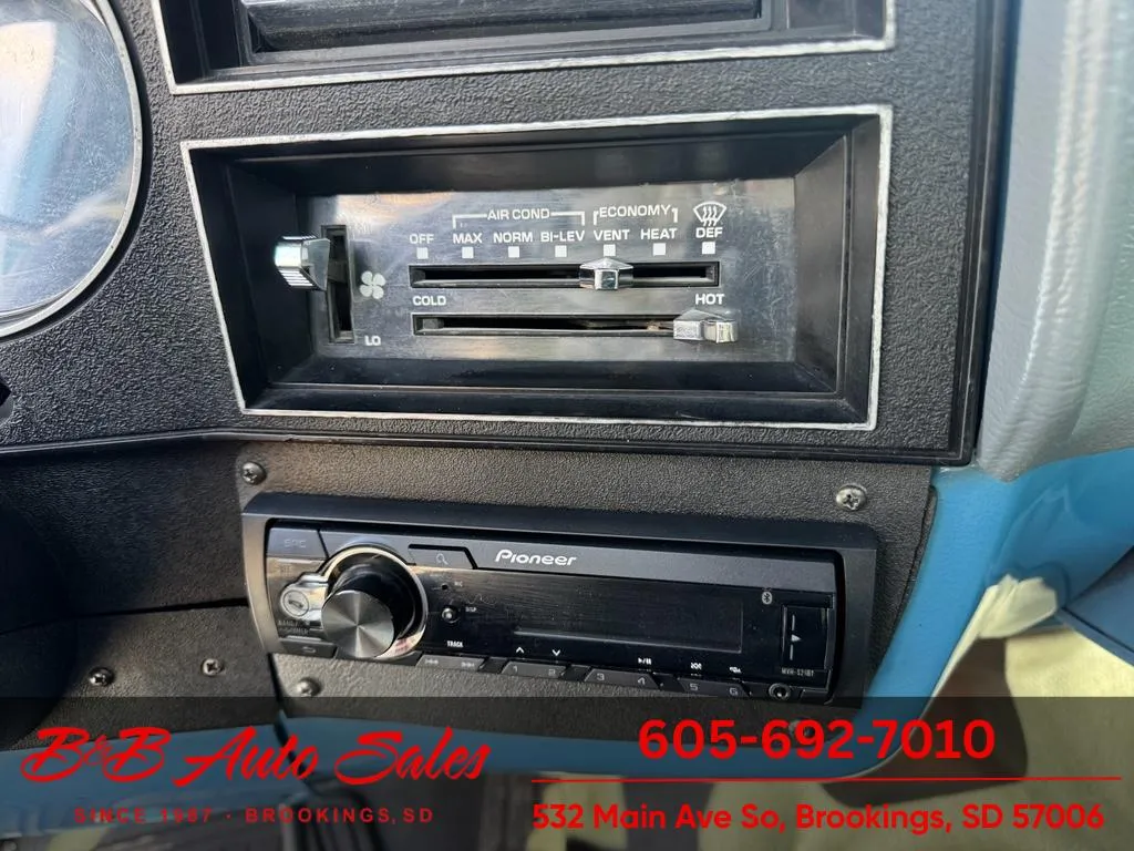 1983 Chevrolet C10 - Photo 14