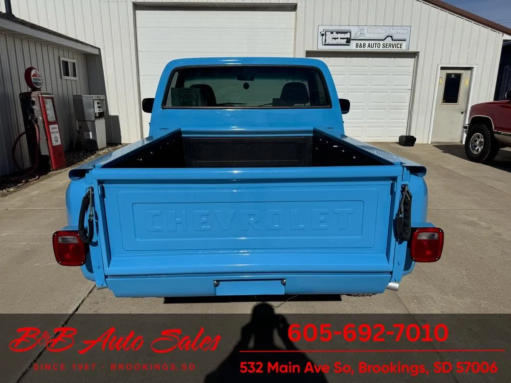 1983 Chevrolet C10 - Photo 6