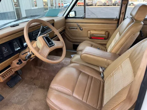 Photos of 1988 Jeep Grand Wagoneer for sale in Brookings, SD at B & B Auto Sales
