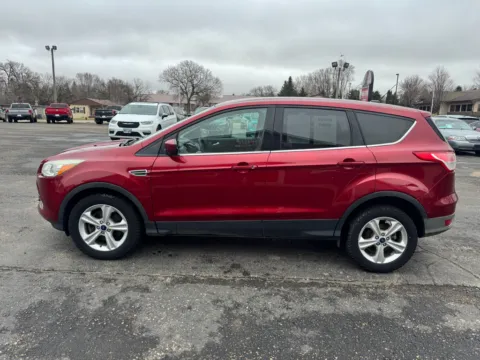 More photos of 2015 Ford Escape SE at B & B Auto Sales, SD