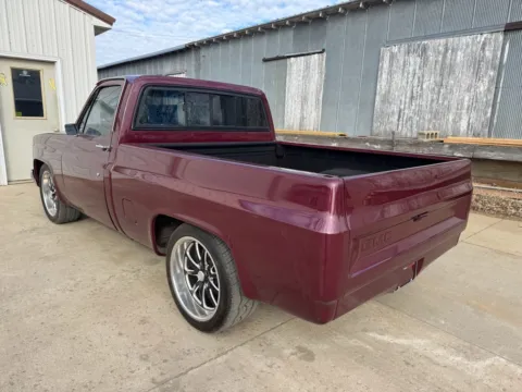 More photos of 1982 GMC C1500 at B & B Auto Sales, SD