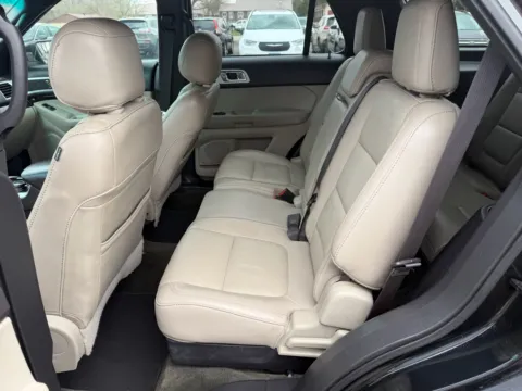 More photos of 2015 Ford Explorer Limited at B & B Auto Sales, SD