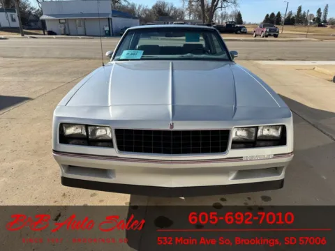 Photos of 1985 Chevrolet Monte Carlo for sale in Brookings, SD at B & B Auto Sales