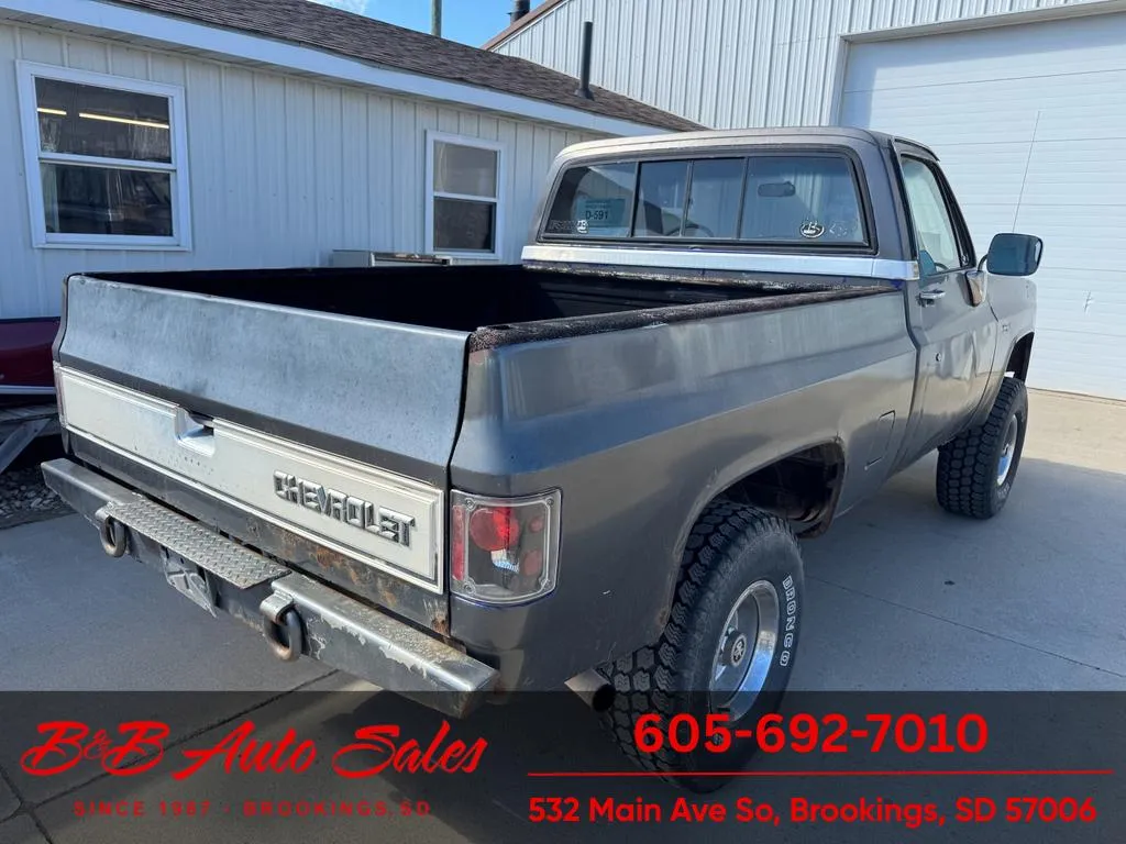 1986 Chevrolet K10 - Photo 9