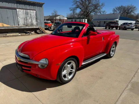 More photos of 2004 Chevrolet SSR LS at B & B Auto Sales, SD