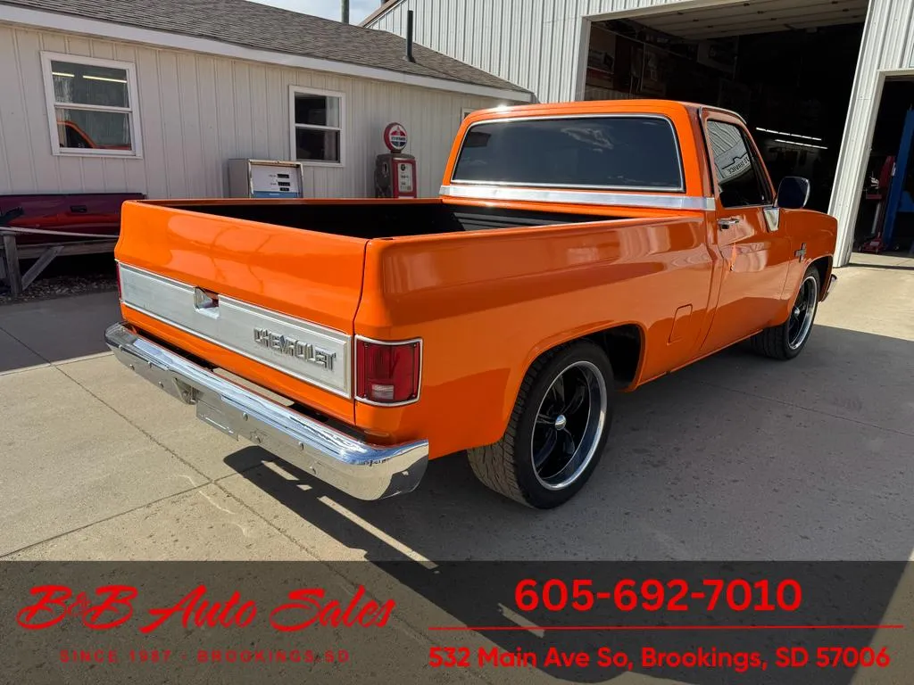 1985 Chevrolet C10 - Photo 10