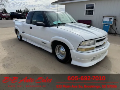 White 1999 Chevrolet S10 LS Xtreme for sale in Brookings, SD