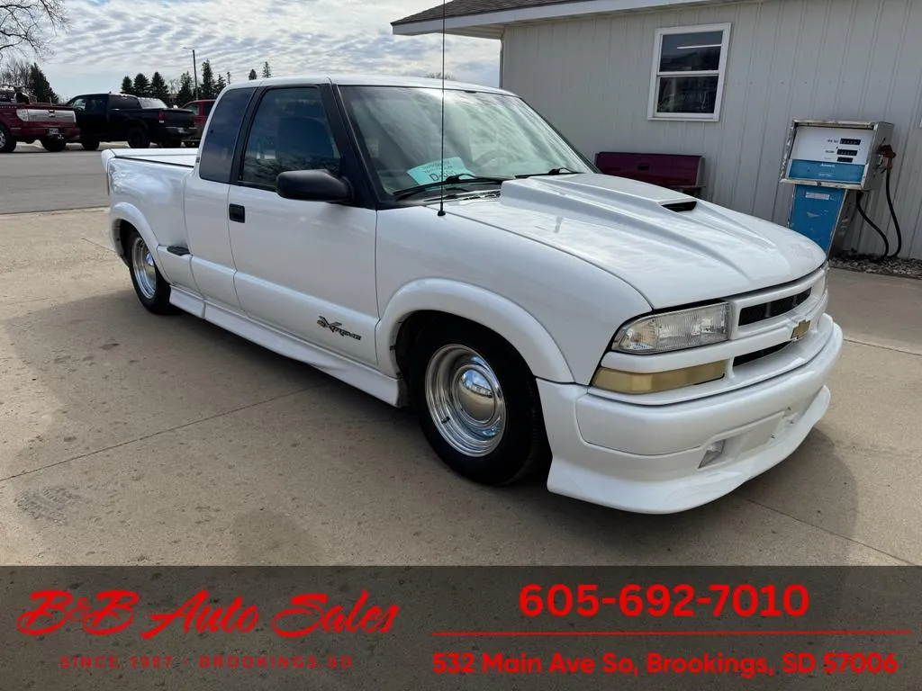 White 1999 Chevrolet S10 LS Xtreme for sale in Brookings, SD
