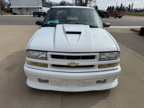 Photos of 1999 Chevrolet S10 LS Xtreme for sale in Brookings, SD at B & B Auto Sales