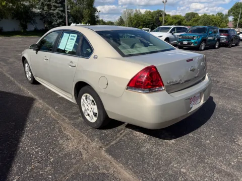 More photos of 2009 Chevrolet Impala LS at B & B Auto Sales, SD
