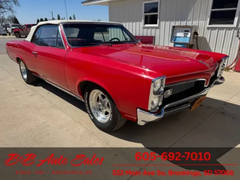 More photos of 1967 Pontiac Lemans at B & B Auto Sales, SD